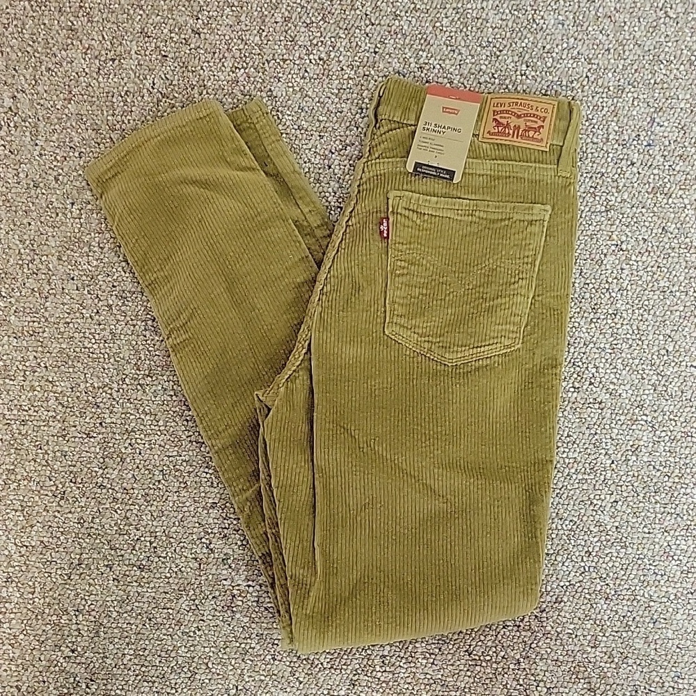 Levi's 311 skinny shaping wide wale corduroy tan pants. Sz 30 x 30 women's new